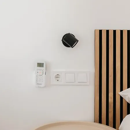 Apartment Stylish With Easy Access To Valencias *